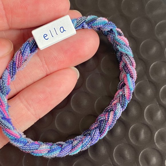 Ivory Ella - Cute Accent Elastic Bracelet or Hair Tie. - Picture 2 of 3